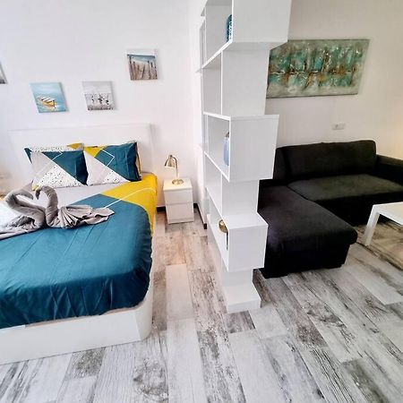 Apartamento Smeraldo 11 Playa Roca Коста-Тегисе Экстерьер фото