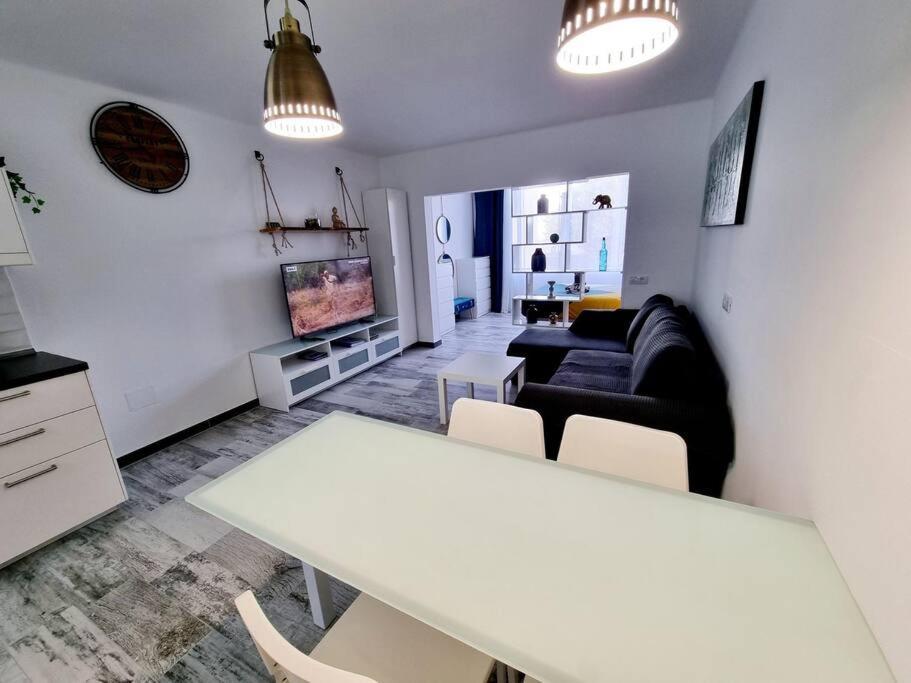 Apartamento Smeraldo 11 Playa Roca Коста-Тегисе Экстерьер фото