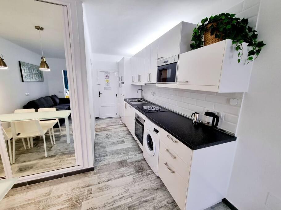Apartamento Smeraldo 11 Playa Roca Коста-Тегисе Экстерьер фото